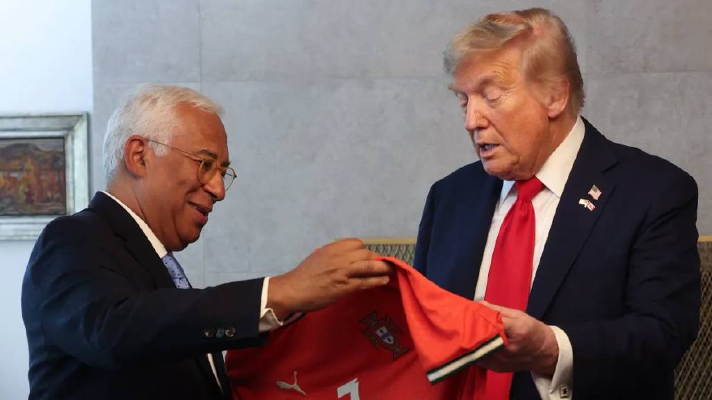 Ronaldo, Trump'a forma gönderdi! Tek cümlelik barış mesajı