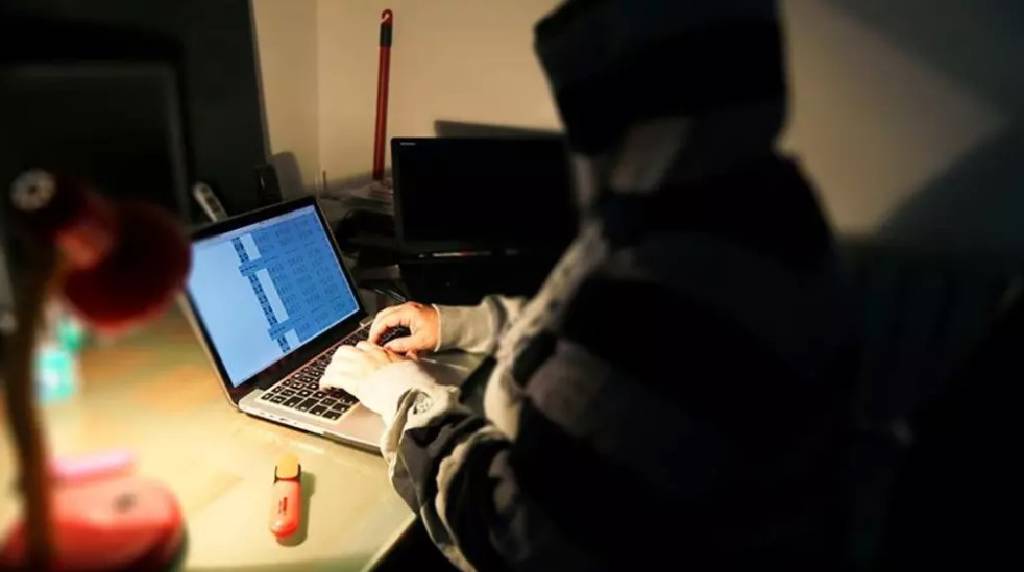 Sosyal medya fenomenlerine 'Key Drop' operasyonu! 10 kişi gözaltına alındı…