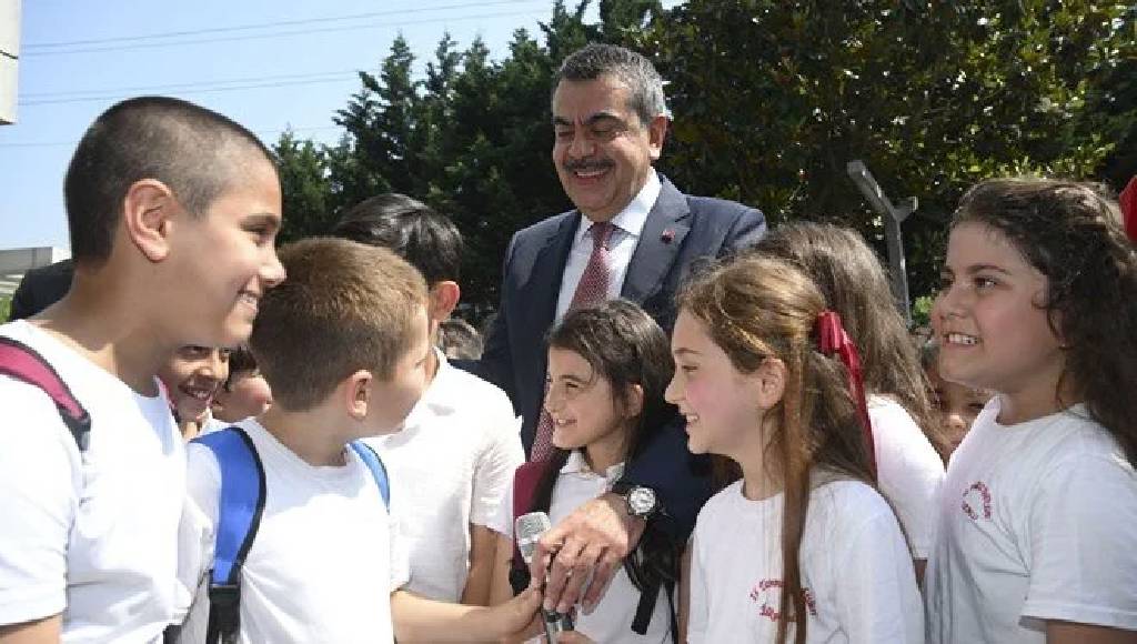 Okul kıyafetlerinde yeni dönem