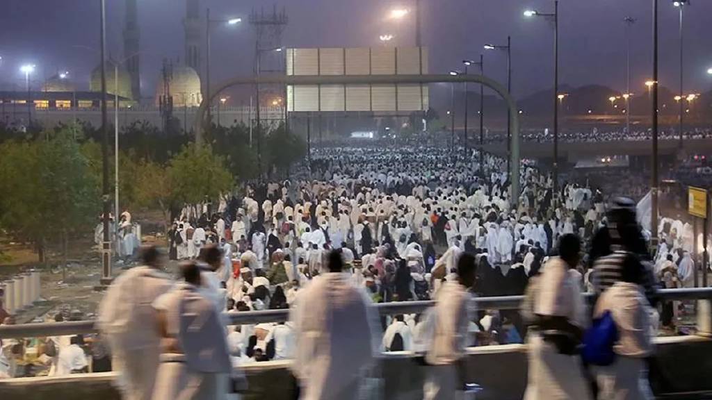 Binlerce hacı Suudi Arabistan'da mahsur kaldı