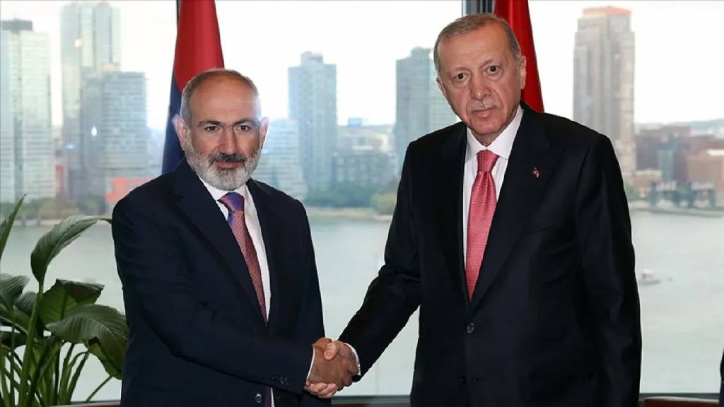 Ermenistan Başbakanı Paşinyan, Türkiye'ye geliyor