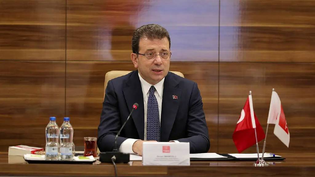 'Bilirkişi' davası: Ekrem İmamoğlu ve avukatları duruşmaya katılmayacak