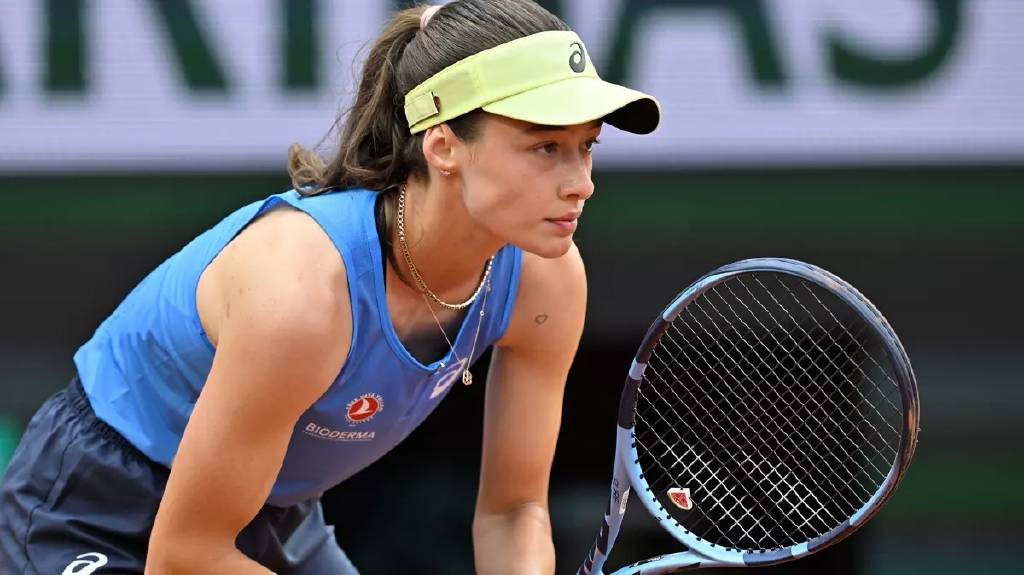 Zeynep Sönmez tarihe geçti! Wimbledon'da 3. tura yükseldi