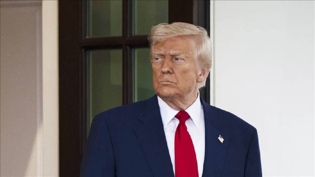  Trump, posta yoluyla oy kullanmayı kaldıracağını açıkladı