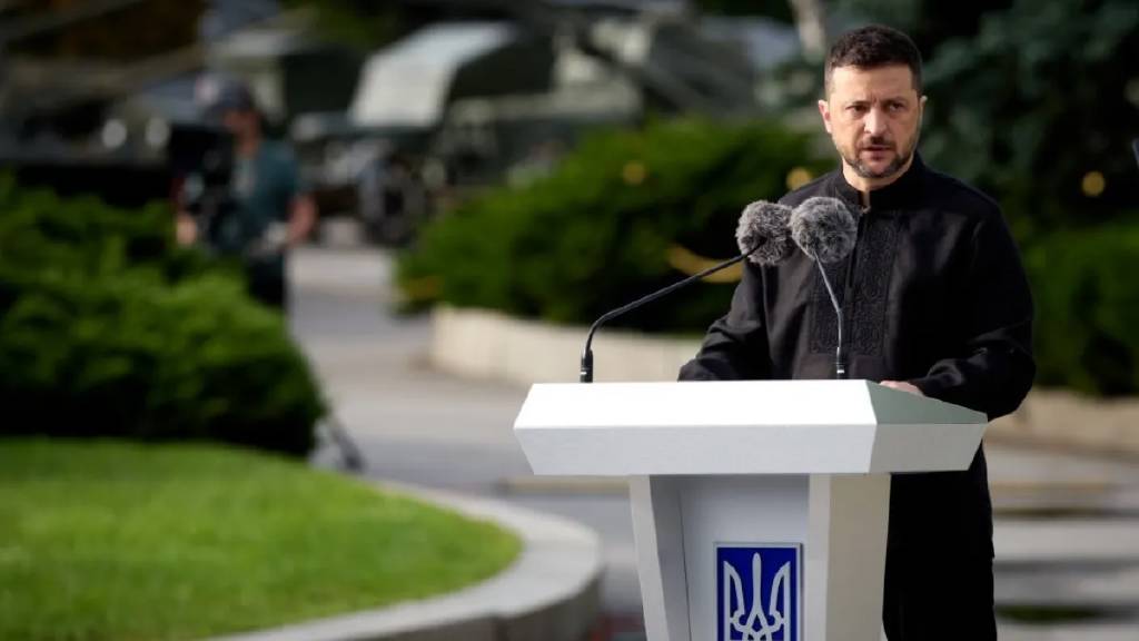 Vladimir Zelensky: "Topraklarımızı işgalciye teslim etmeyeceğiz"