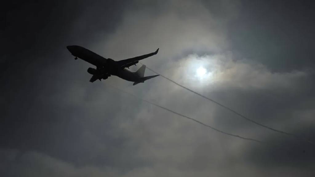Türk hava sahasında transit uçuş rekoru kırıldı