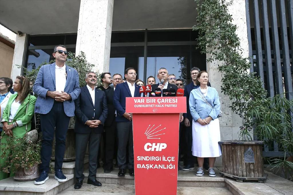 "Balıkesir'in toparlanması için tüm yöneticiler el ele çalışmalı"