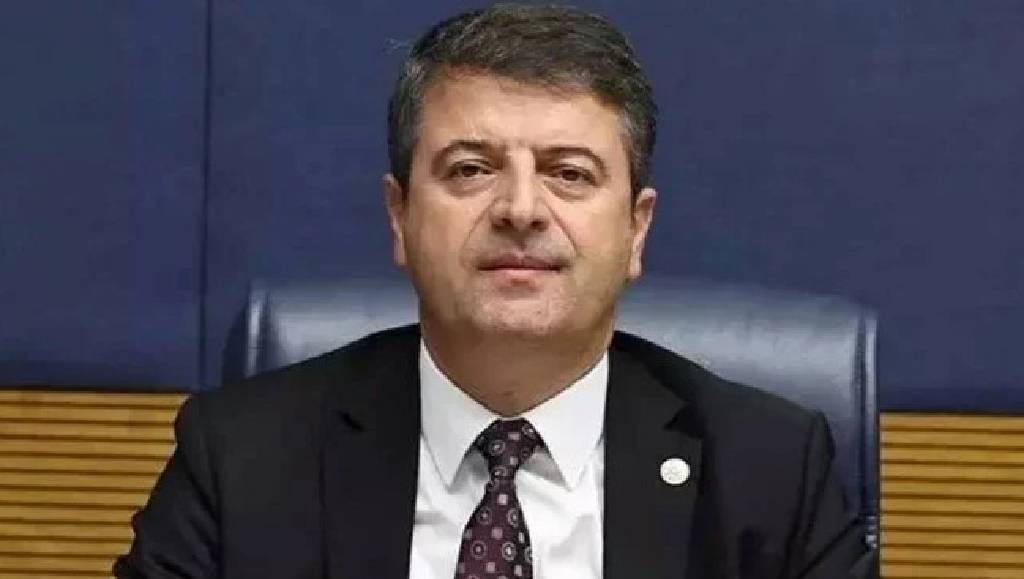 Adıyaman Belediye Başkanı Abdurrahman Tutdere, görevine iade edildi…