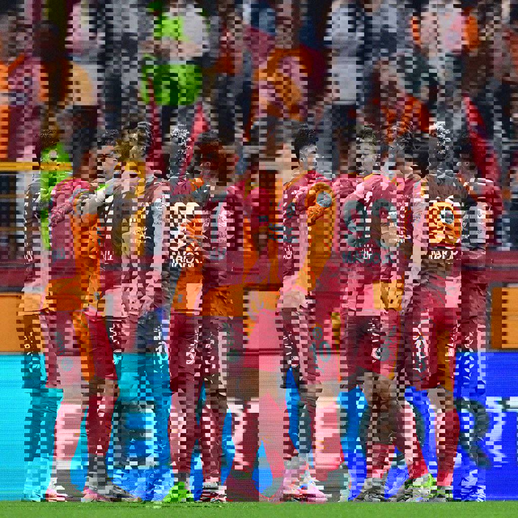 Galatasaray kendi evinde Rizespor'u 3 golle geçti