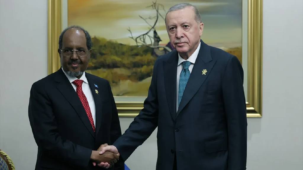 Cumhurbaşkanı Erdoğan tarafından Katar'da diplomatik temaslar gerçekleştirildi