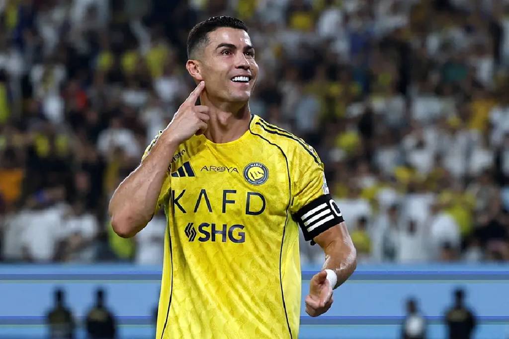 Ronaldo'nun "Messi" tezahüratlarına yaptığı tepki, dış basında konuşuldu