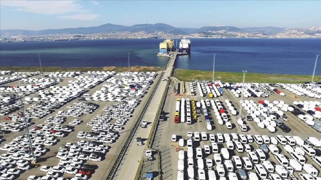 Otomobil ithalatı ile ilgili yeni düzenlemeler duyuruldu