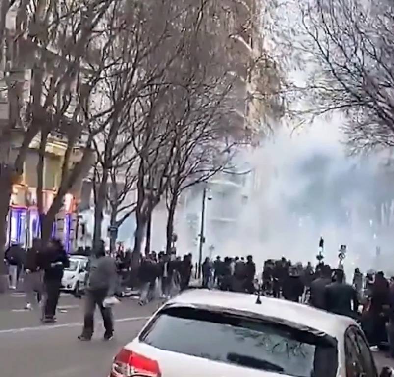 YPG/SDG yandaşlarından Fransa'da provokasyon