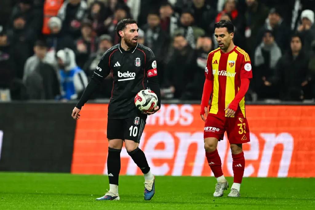 Beşiktaş, son dakikada El Bilal Toure ile güldü