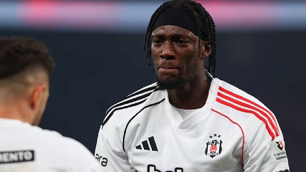 Beşiktaş, Abraham'ın ayrılığını KAP'a bildirdi