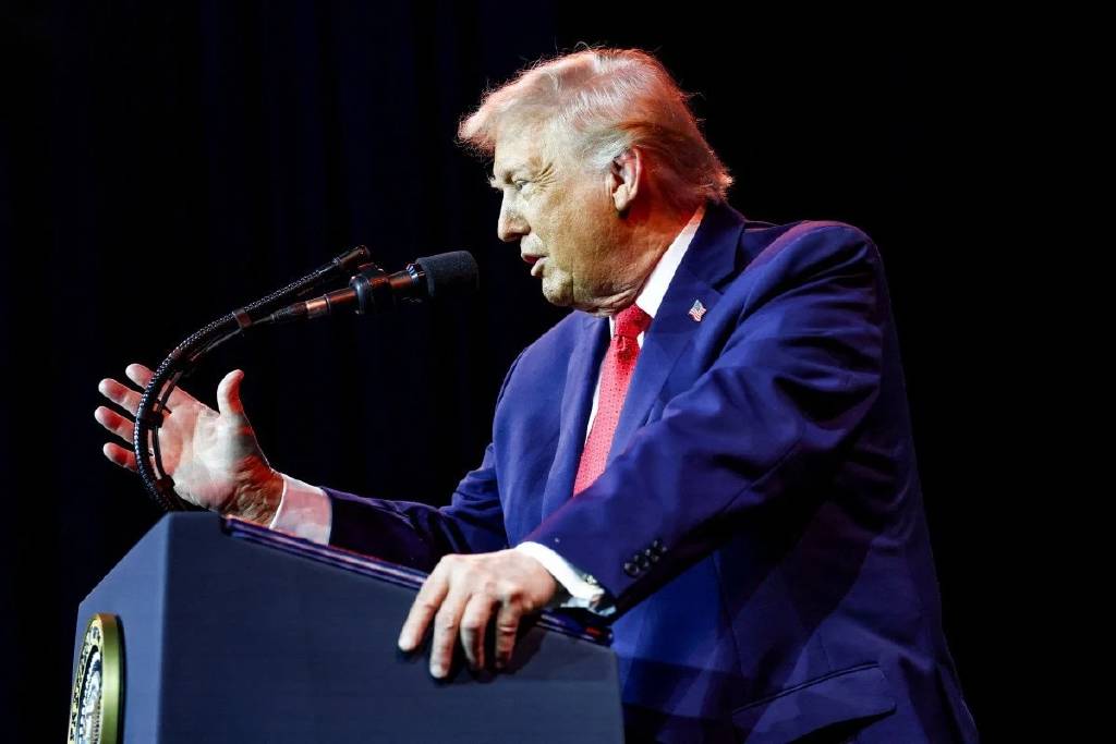 Trump yıl sonuna kadar rejim değişikliğini hedefliyor