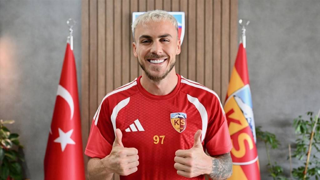 Kayserispor'un golcüsü Taulant Seferi 11 maçta 9 gol attı