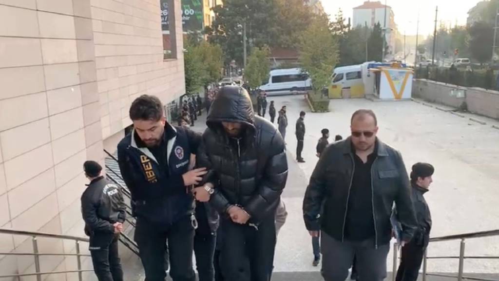 Eskişehir merkezli 33 ilde yasa dışı bahis operasyonu: 78 tutuklama