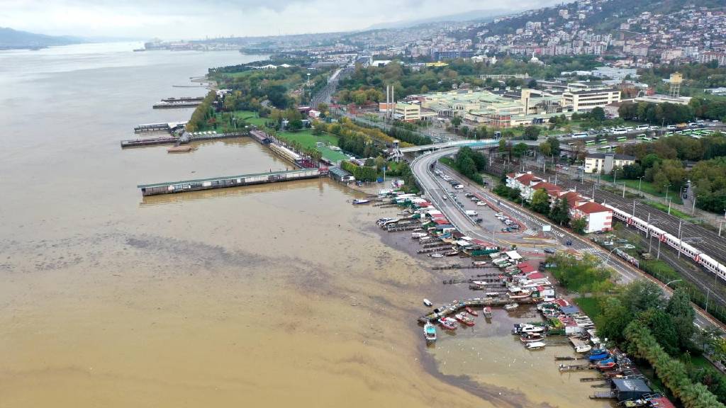 Kocaeli'de sağanakta kaybolan eski muhtarın cesedi bulundu