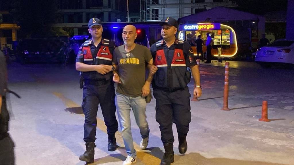 Yönetmen Ezel Akay ve kardeşinin uyuşturucu testi pozitif çıktı