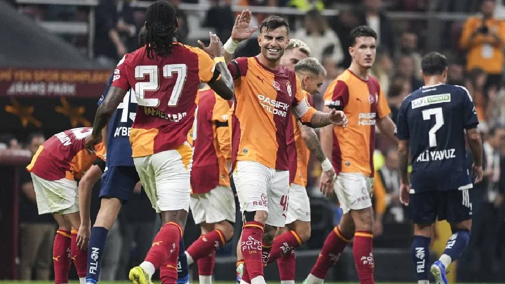 Galatasaray 3 puanı 3 golle aldı