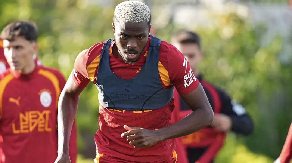 Galatasaray'ın beklediği Osimhen haberi geldi