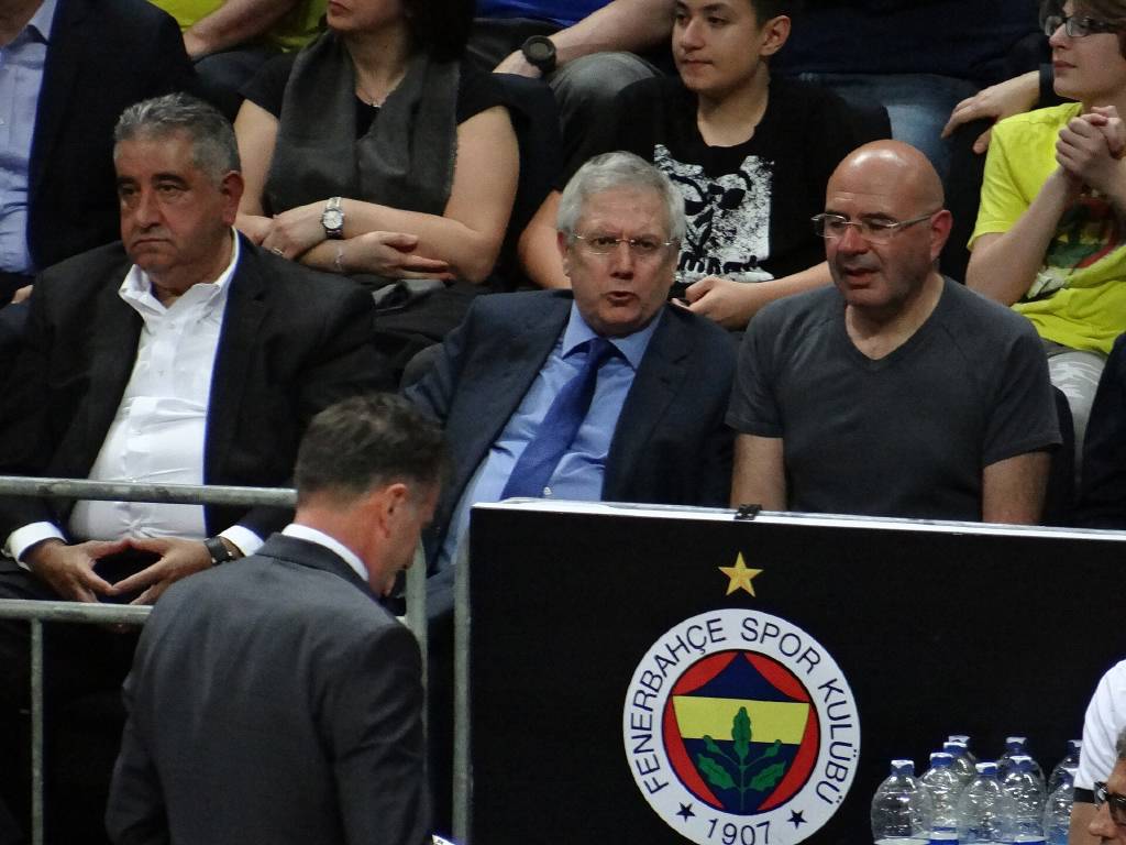 Fenerbahçe'nin altyapı için anlaştığı Van Puyvelde Çin'e imza attı
