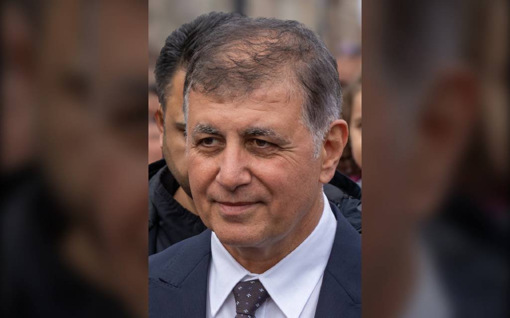 Cemil Tugay'dan AK Parti İzmir İl Başkanlığı'na ziyaret