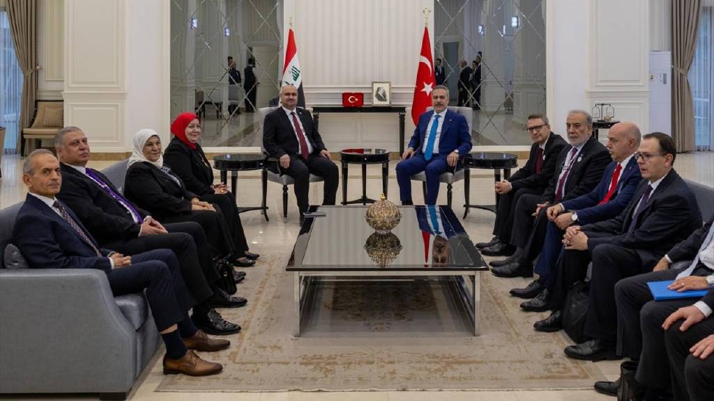 Dışişleri Bakanı Fidan Bağdat'ta Iraklı yetkililerle görüştü