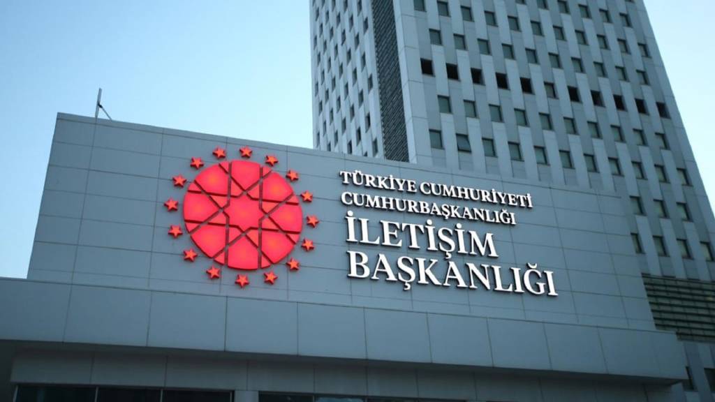DMM'den Azerbaycan'da Türk bayrağı iddiasına yalanlama