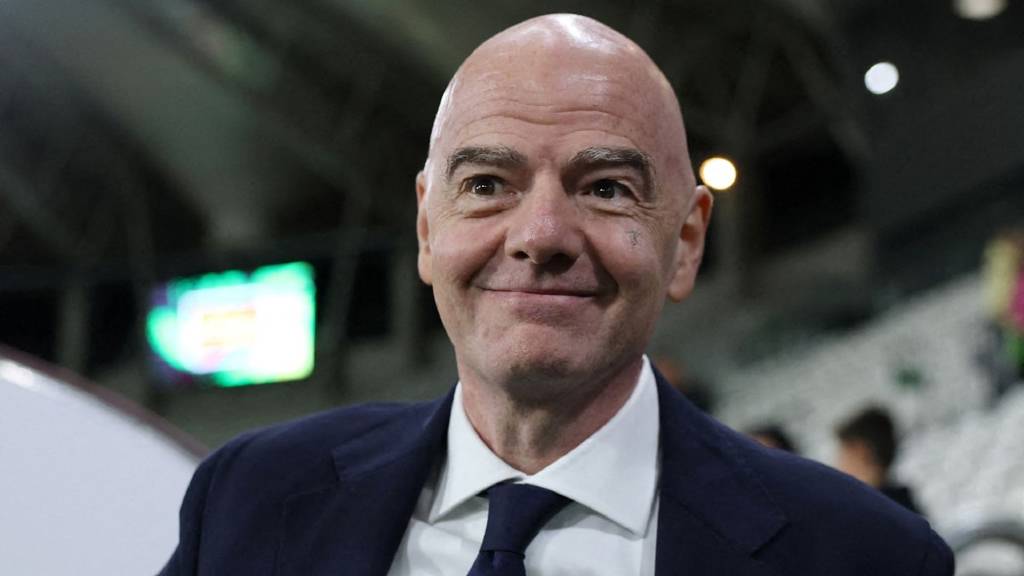 Asya Futbol Konfederasyonu, FIFA seçiminde Infantino'yu destekleyecek