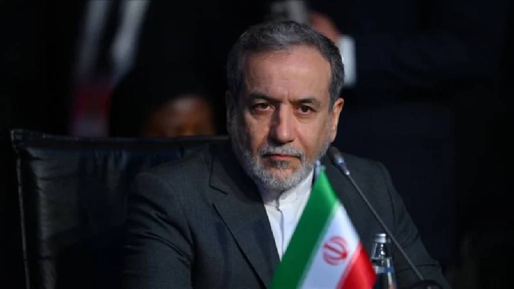 İran'dan ABD'ye bölgeden çekilme mesajı