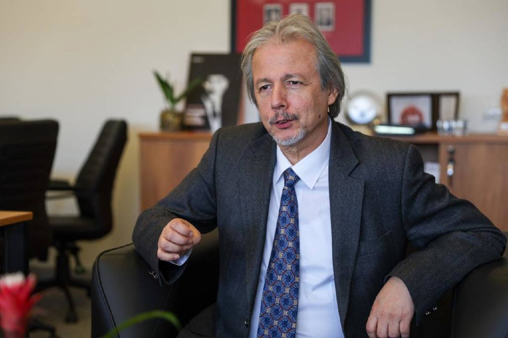 "Özgür Özel uluslararası alanda güçlü bir muhattap"