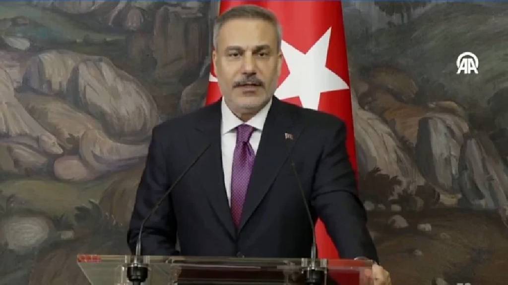 "Hürmüz'ün açık tutulması hayati önem taşıyor"