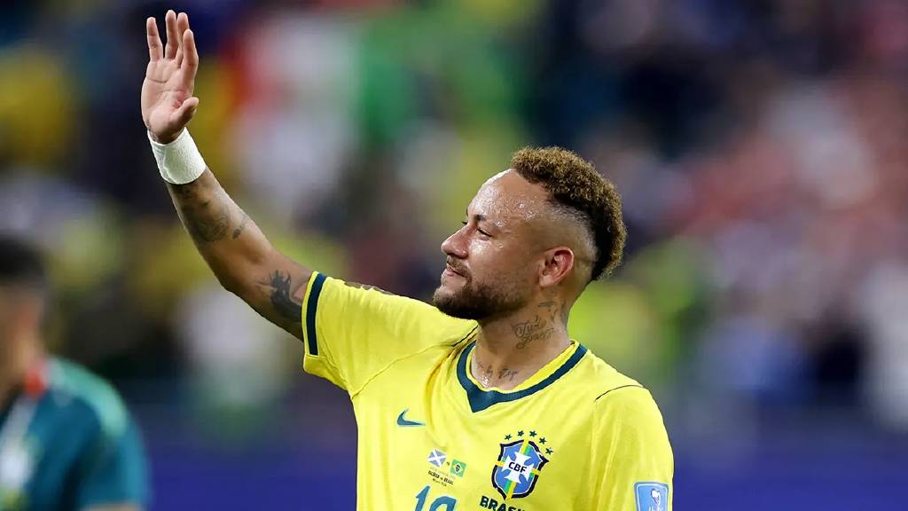 Neymar geri döndü, Brezilya tur atladı