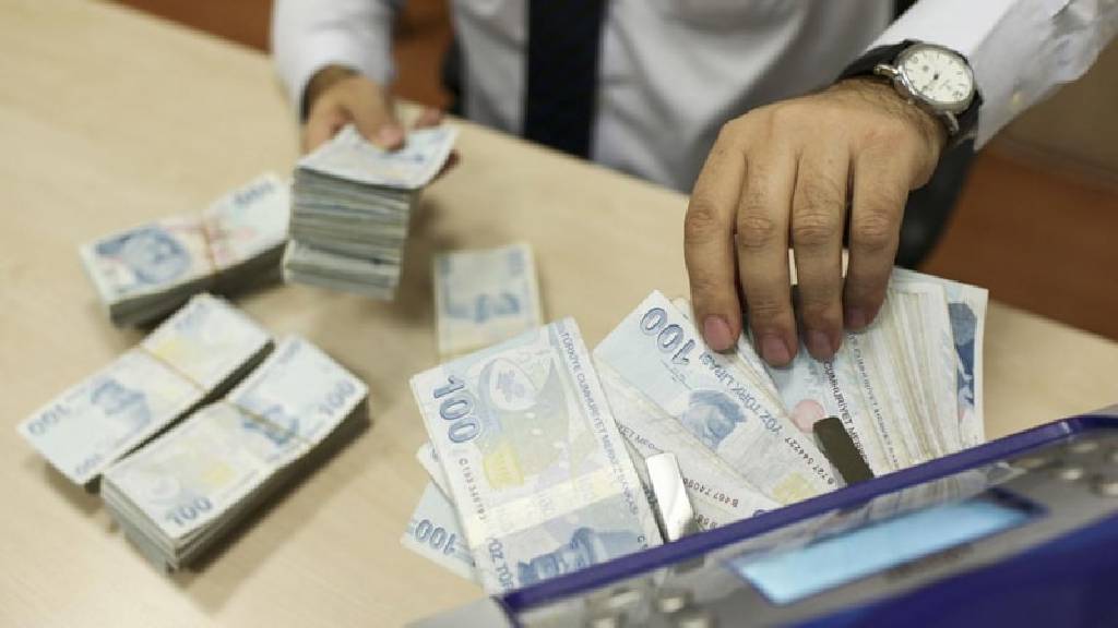 Tüketici kredilerinde artış sürdü