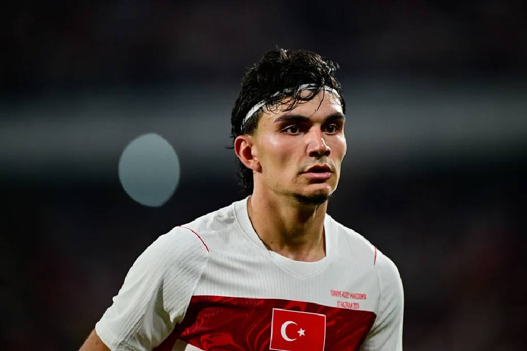 Can Uzun için Galatasaray'a Roma engeli
