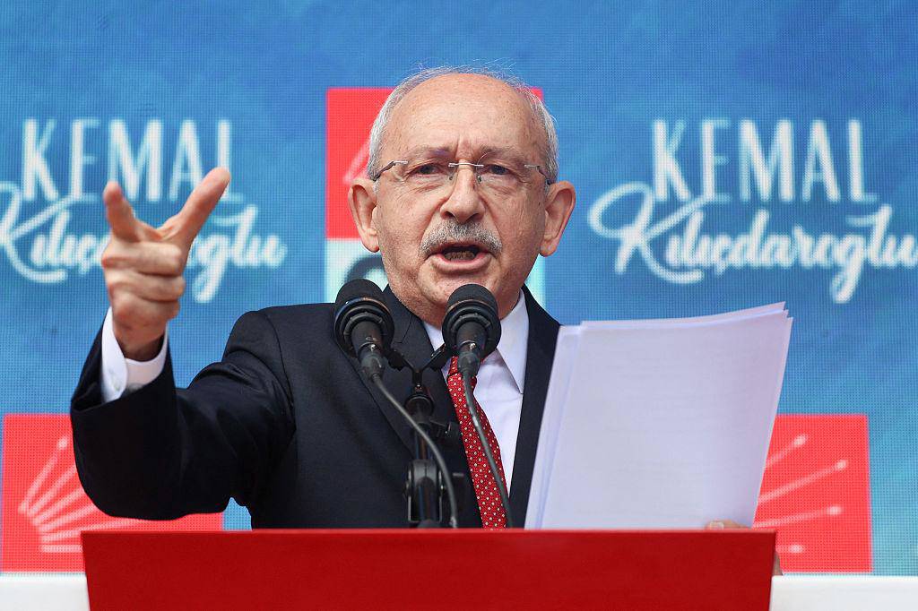 CHP'de vekil sayısı 44'e düştü