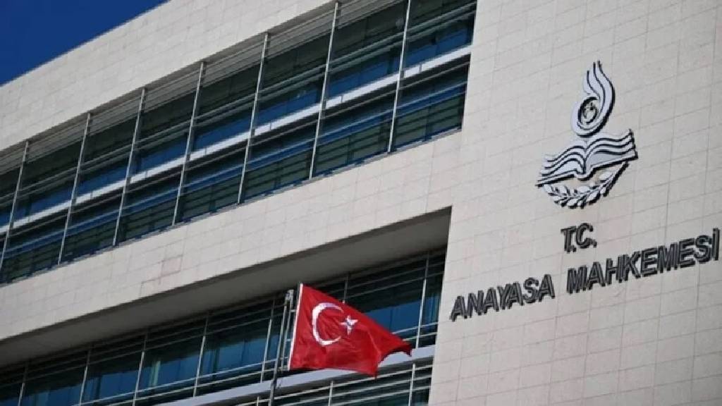 AYM'den Madımak davasında ihlal kararı