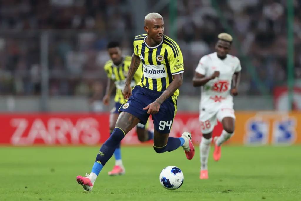 Fenerbahçe, Şampiyonlar Ligi'nde yoluna devam ediyor