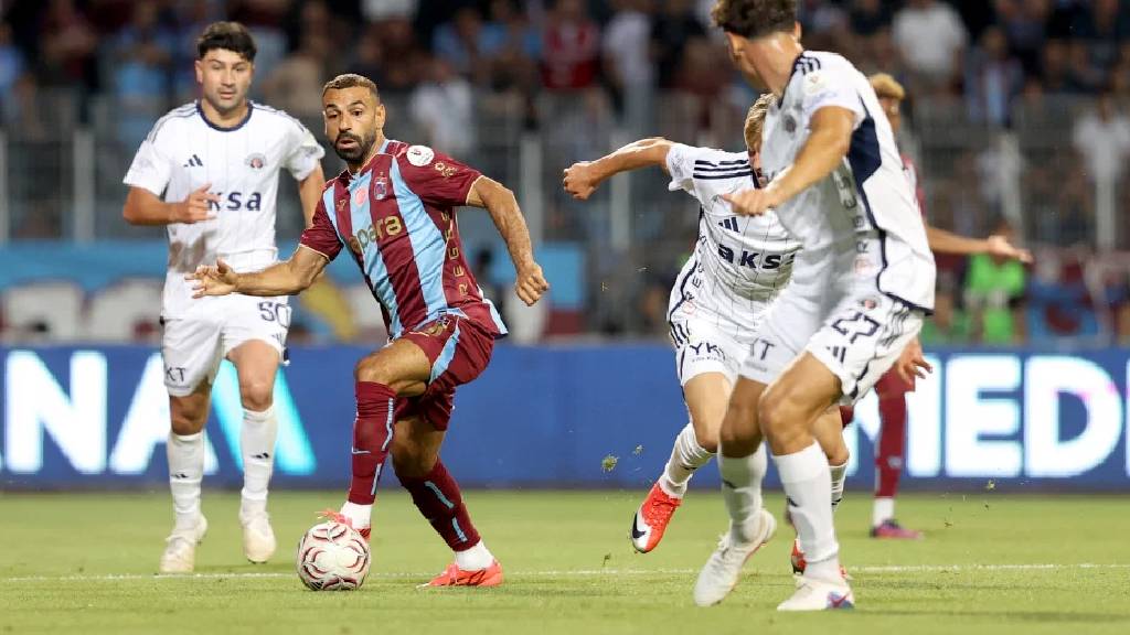 Trabzonspor, İstanbul'da puanları paylaştı