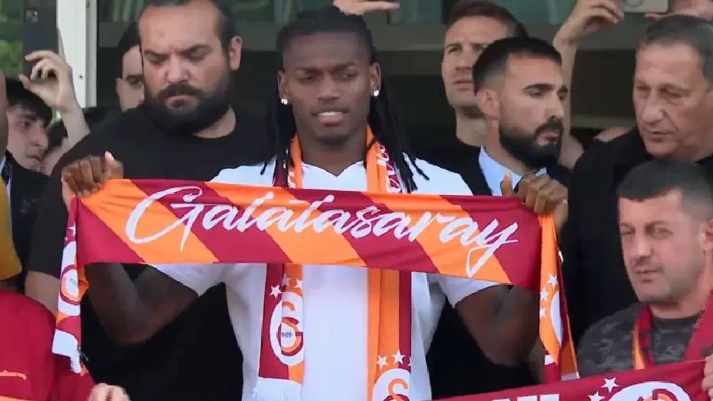 Leao'dan İstanbul'da ilk açıklamalar