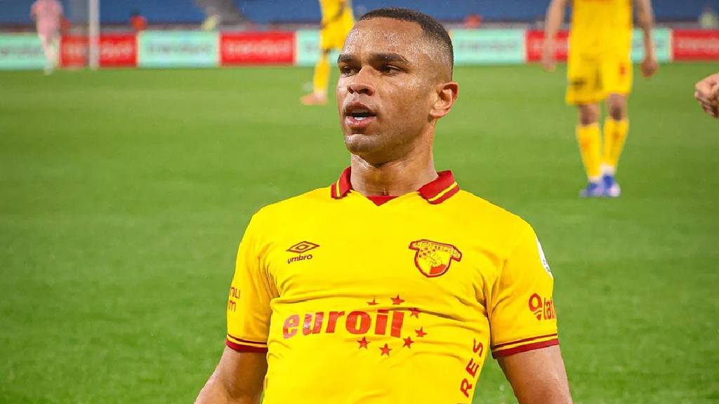 CSKA, Juan transferinden vazgeçti