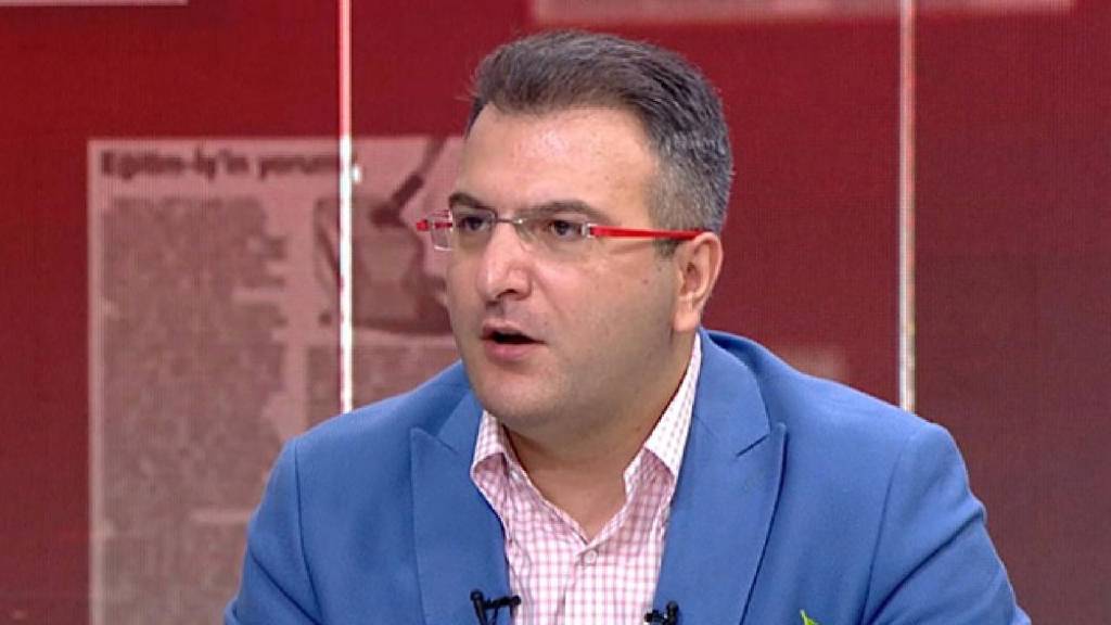 Gazeteci Cem Küçük tutuklandı