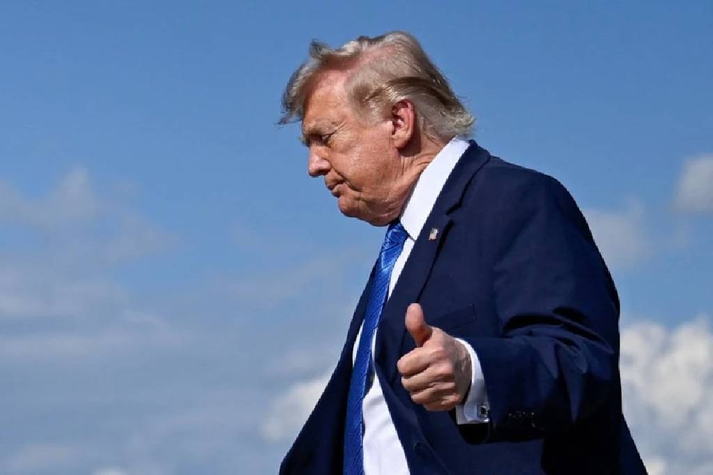 Trump, İran'a yönelik yeni emir verdi