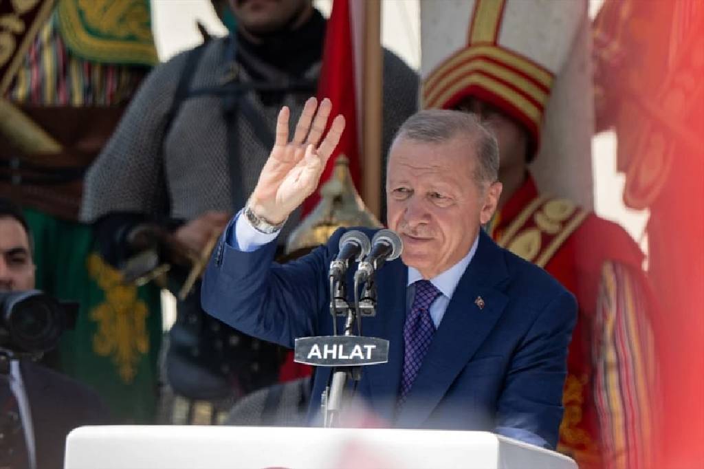 Terörsüz Türkiye sürecine yönelik: "Kan tüccarları kaybedecek"