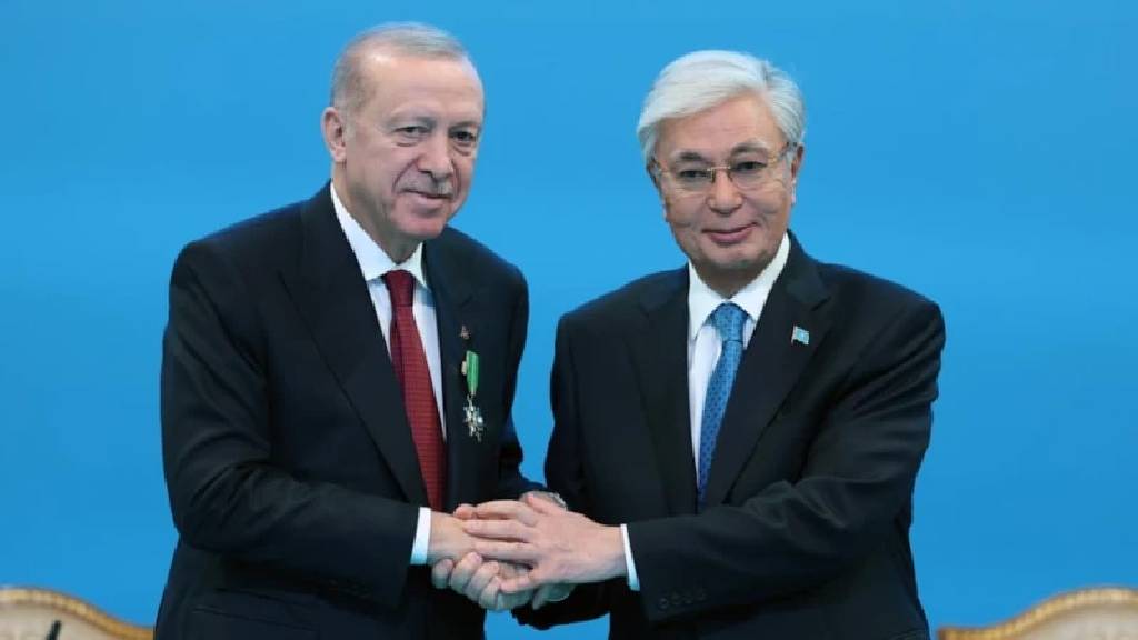Cumhurbaşkanı, Kazakistan'lı mevkidaşı ile görüştü