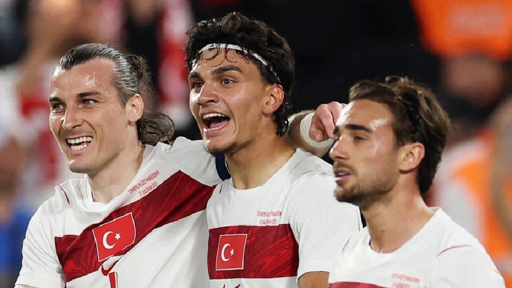 Can Uzun transferinde son nokta