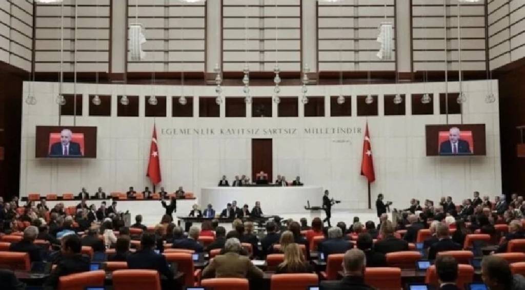 Terörsüz Türkiye Yasası, Meclis gündeminde