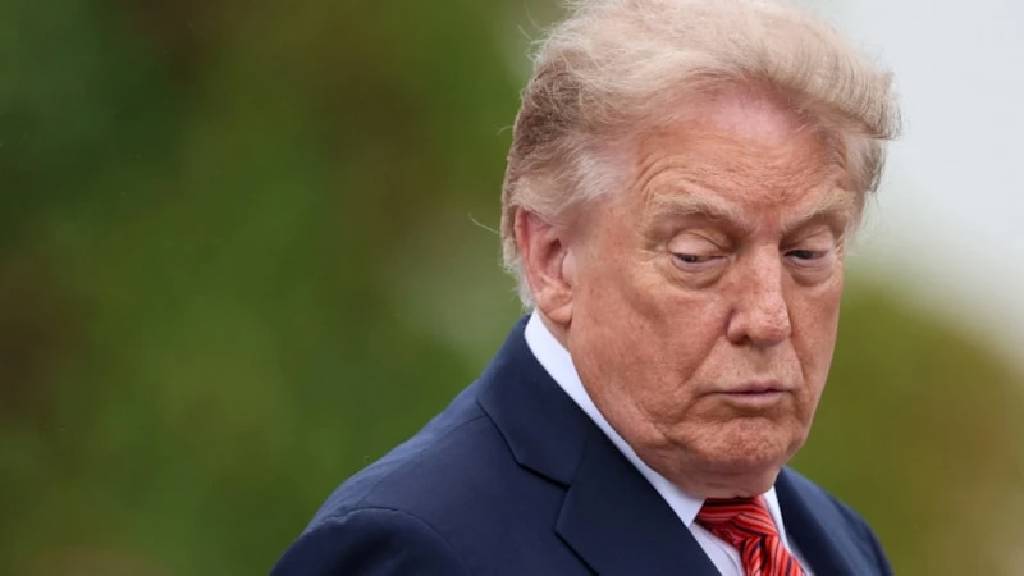 Trump'tan İran mesajı: "Büyük saldırı için karar aşamasında"